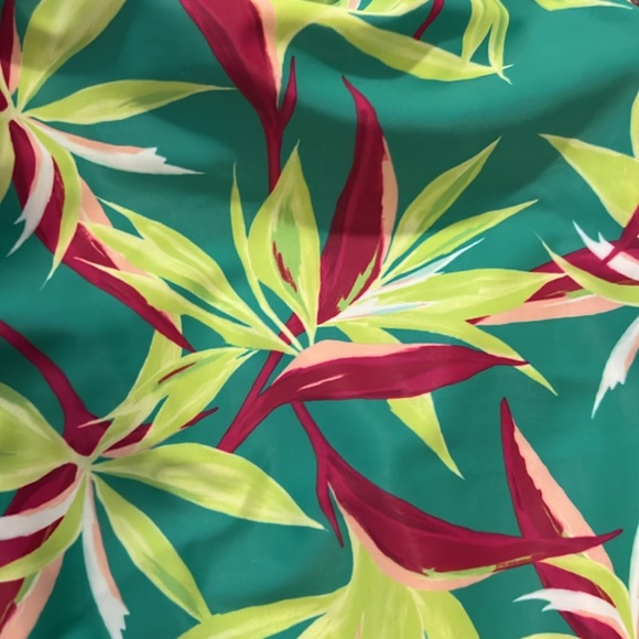 Old Navy Toddler Swimsuits. Size 18-24 months. - Picture 3 of 3